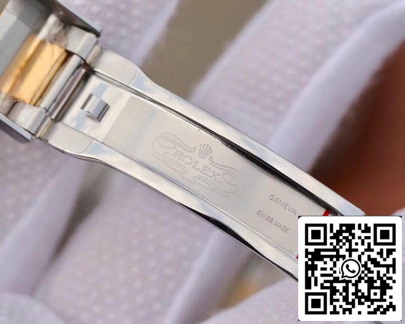 Rolex GMT Master II 116713 LN 40mm EW Factory 1:1 Best Edition Swiss ETA2836 Stainless Steel Two Tone Bracelet