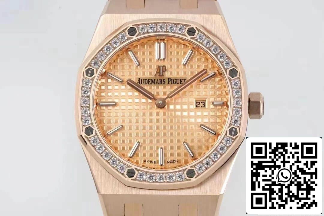 Audemars Piguet Royal Oak Quartz 33MM 67651OR.ZZ.1261OR.03 1 1