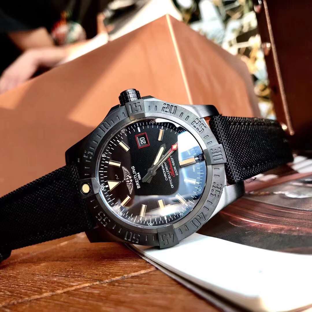 Breitling Avenger Blackbird 44 V17310101B1W1 Swiss Original Movement US Replica Watch