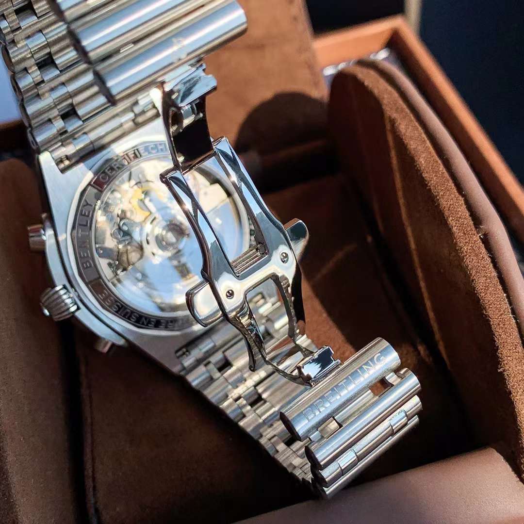 Breitling Chronomat B01 AB0134101C1A1 Swiss Original Movement US Replica Watch
