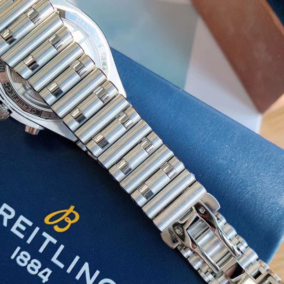 Breitling Chronomat B01 AB0134101C1A1 Swiss Original Movement US Replica Watch