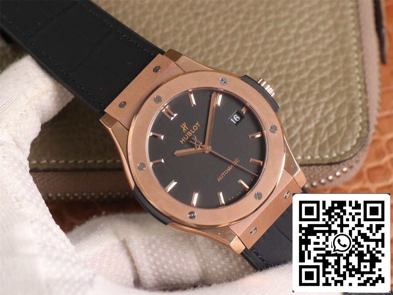 Hublot Classic Fusion 511.OX.1181.LR 1:1 Best Edition WWF Factory Rose Gold Black Dial US Replica Watch