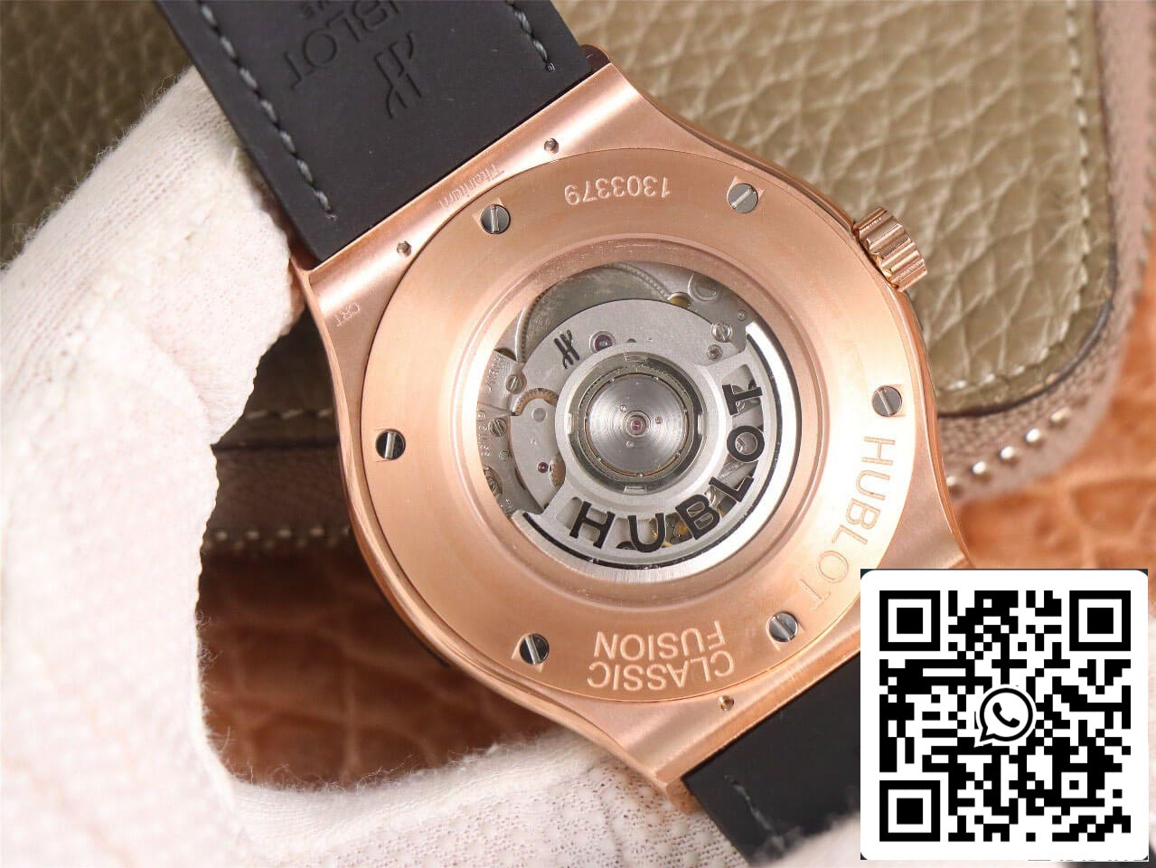Hublot Classic Fusion 511.OX.1181.LR 1:1 Best Edition WWF Factory Rose Gold Black Dial US Replica Watch