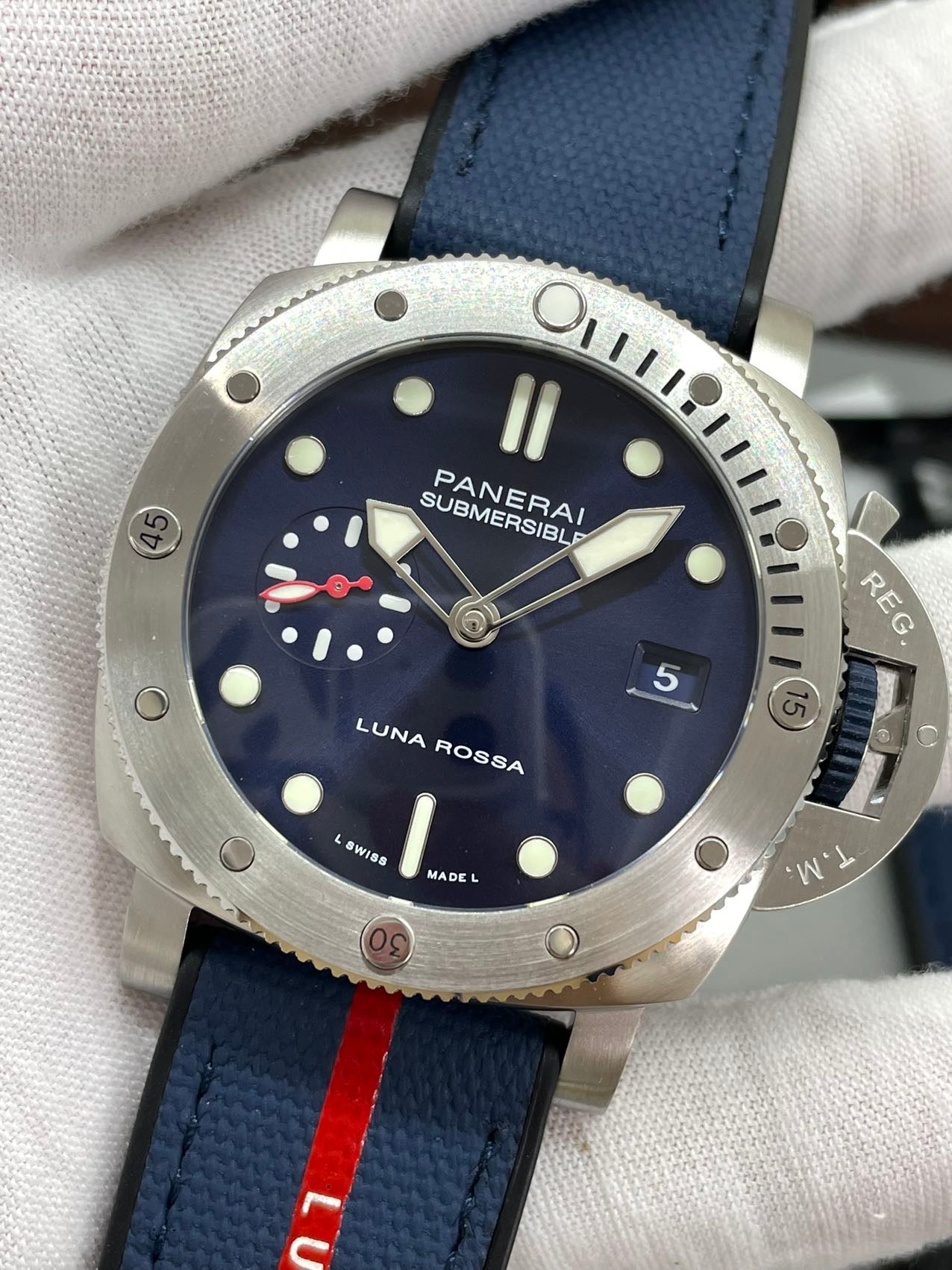 Panerai - PAM01391 Submersible QuarantaQuattro Luna Rossa 1:1 Best Edition VS factory