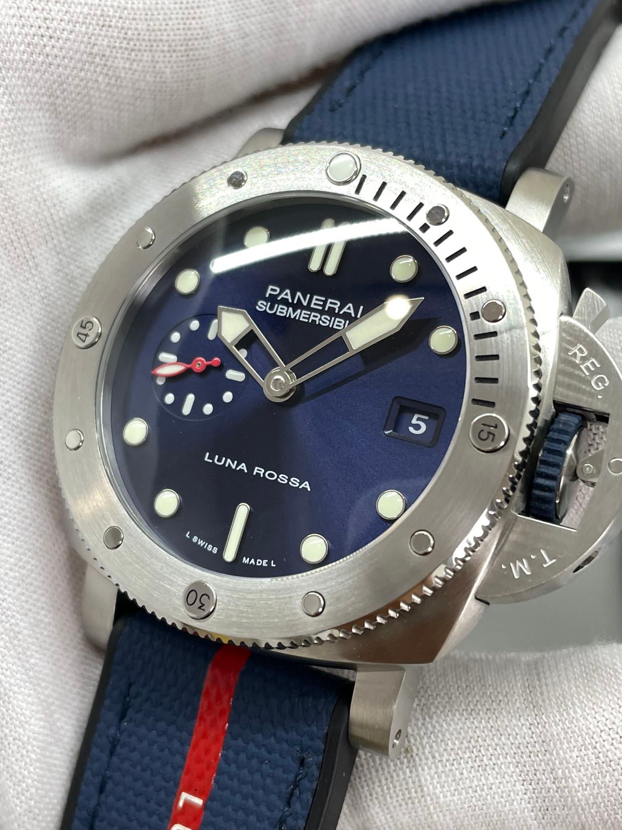 Panerai - PAM01391 Submersible QuarantaQuattro Luna Rossa 1:1 Best Edition VS factory