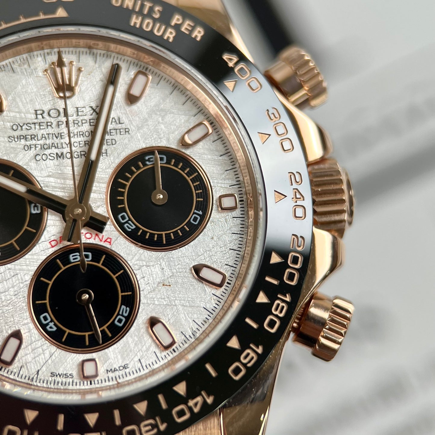 Rolex Cosmograph Daytona 116515LN cadran météorite revêtement or rose 18 carats