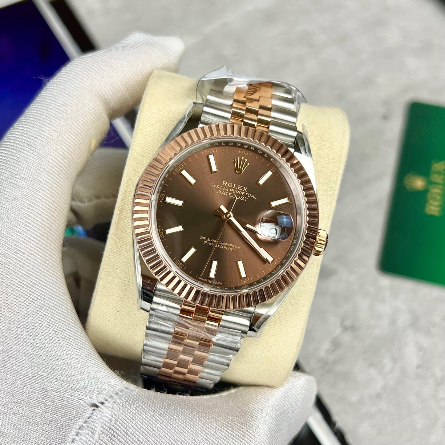 Montre Rolex Datejust 41 automatique en or rose et acier 126331