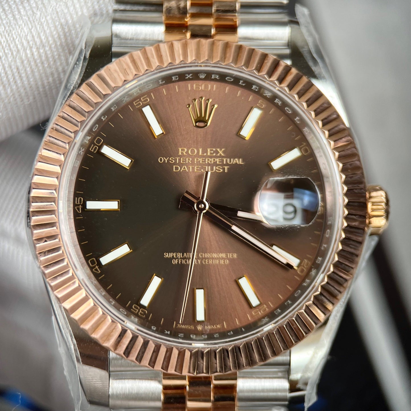 Montre Rolex Datejust 41 automatique en or rose et acier 126331