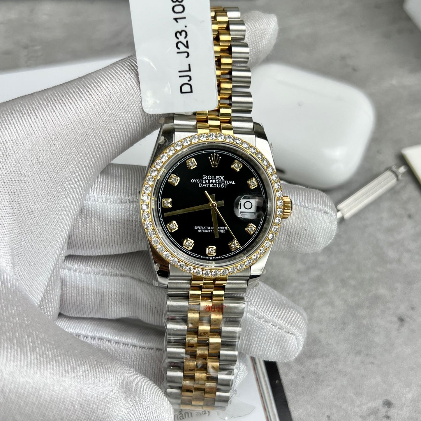 Rolex Datejust 36 mm Diamants 126283RBR Or jaune 18 carats et moissanite