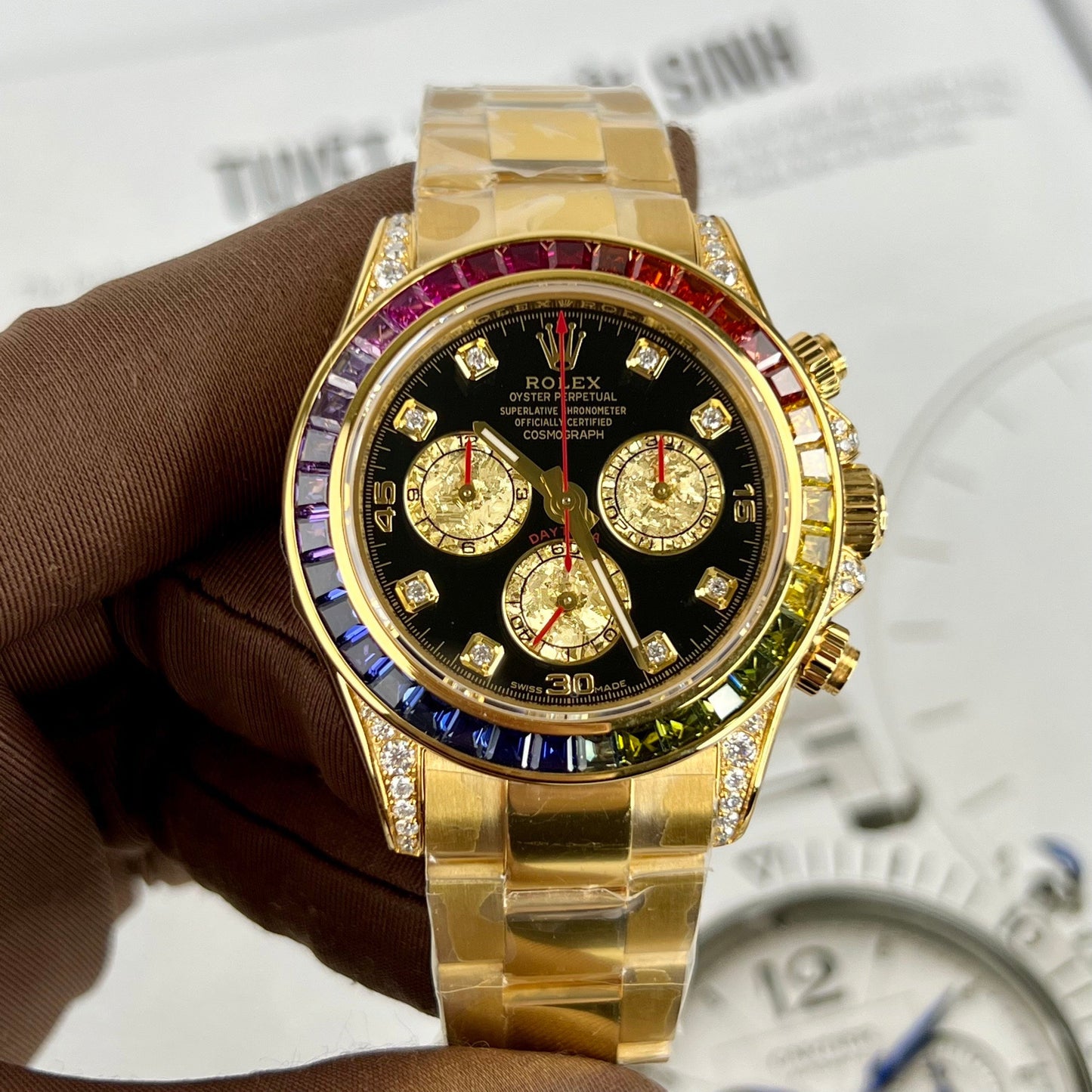 Rolex Cosmograph Daytona Rainbow 116598 RBOW-78608 [Or personnalisé, moissanite, pierre rubis]