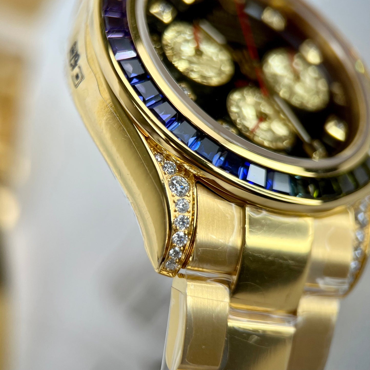 Rolex Cosmograph Daytona Rainbow 116598 RBOW-78608 [Or personnalisé, moissanite, pierre rubis]