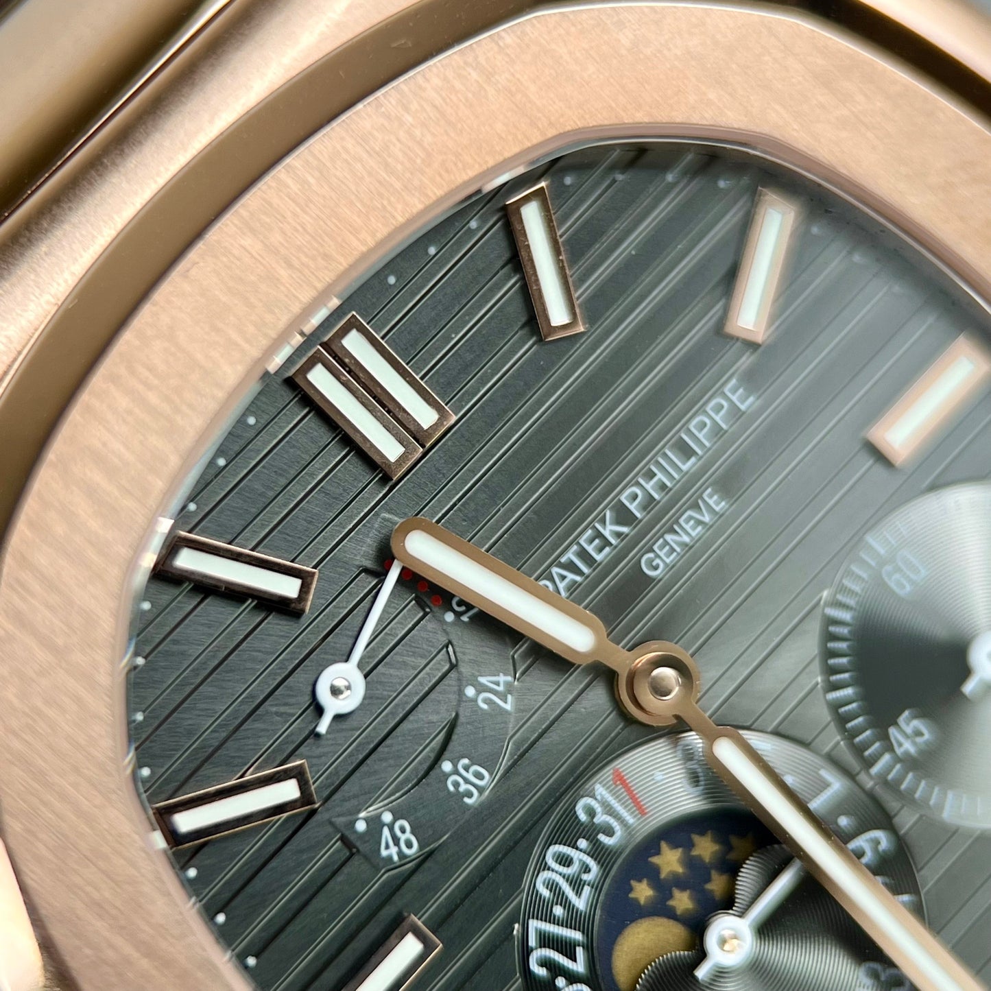 Patek Philippe Nautilus 5712 18k filled rose gold with grey dial from PPF