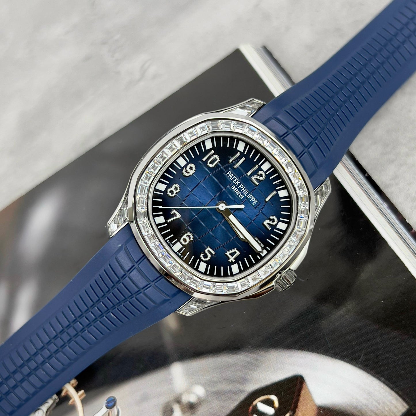 Patek Philippe Aquanaut 5168G-001 Best 1:1 Edition 3K Factory Custom Mossanite