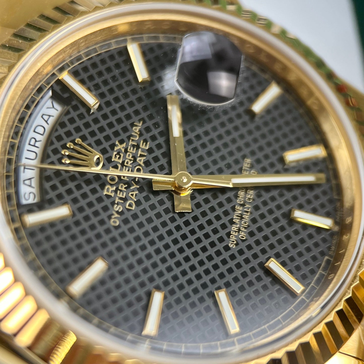 Rolex Day-Date 40 Gold  228238-0007 Best 1:1 Edition coated 18k Yellow Gold 130 gram