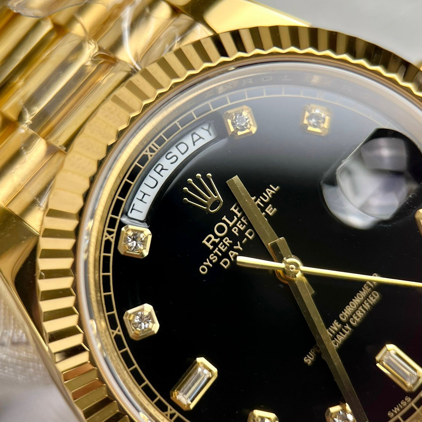 Montre Rolex Day-Date 36 en or 118238-0111 remplie d'or 18 carats avec 153 grammes de GM Factory