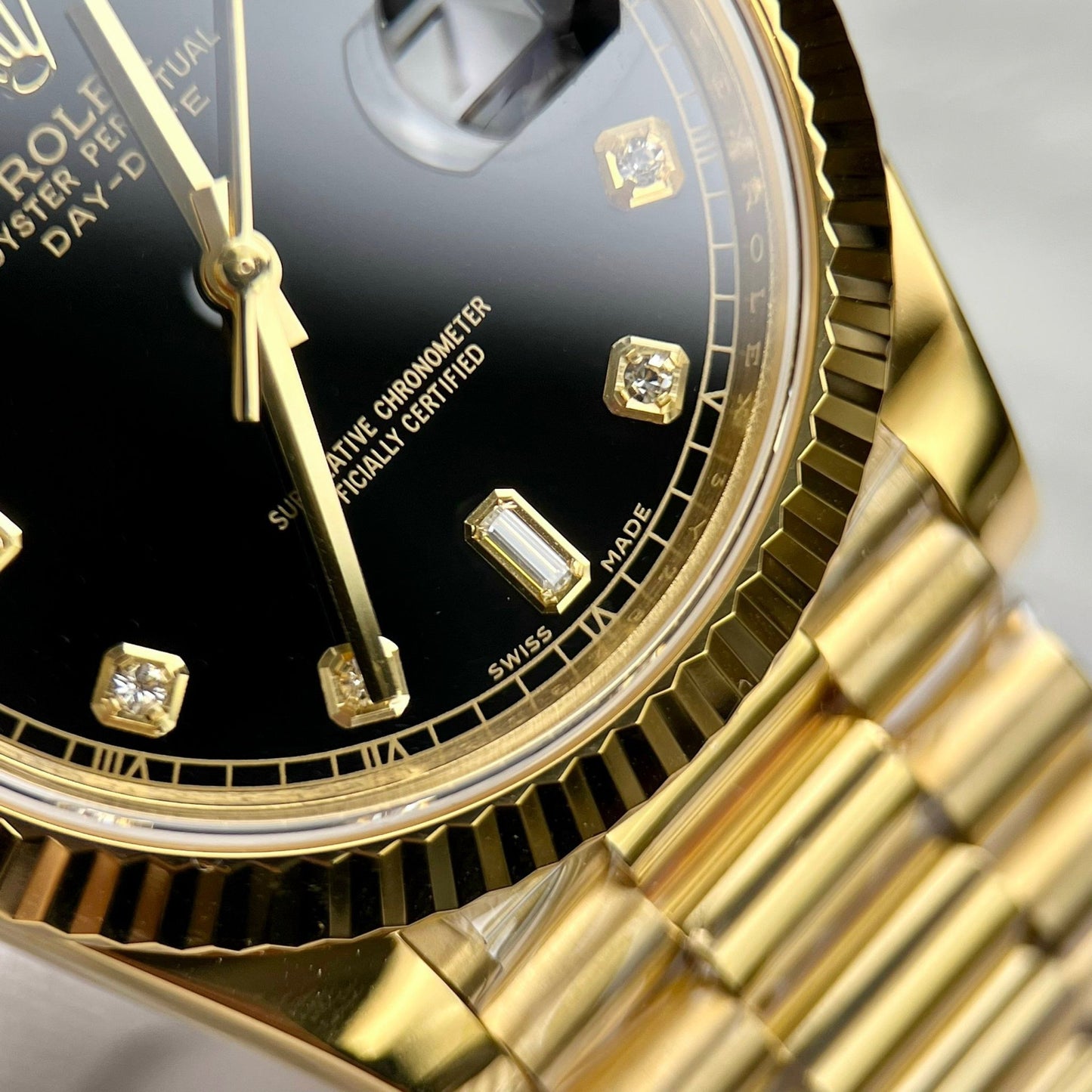 Montre Rolex Day-Date 36 en or 118238-0111 plaquée or 18 carats avec 130 grammes de GM Factory