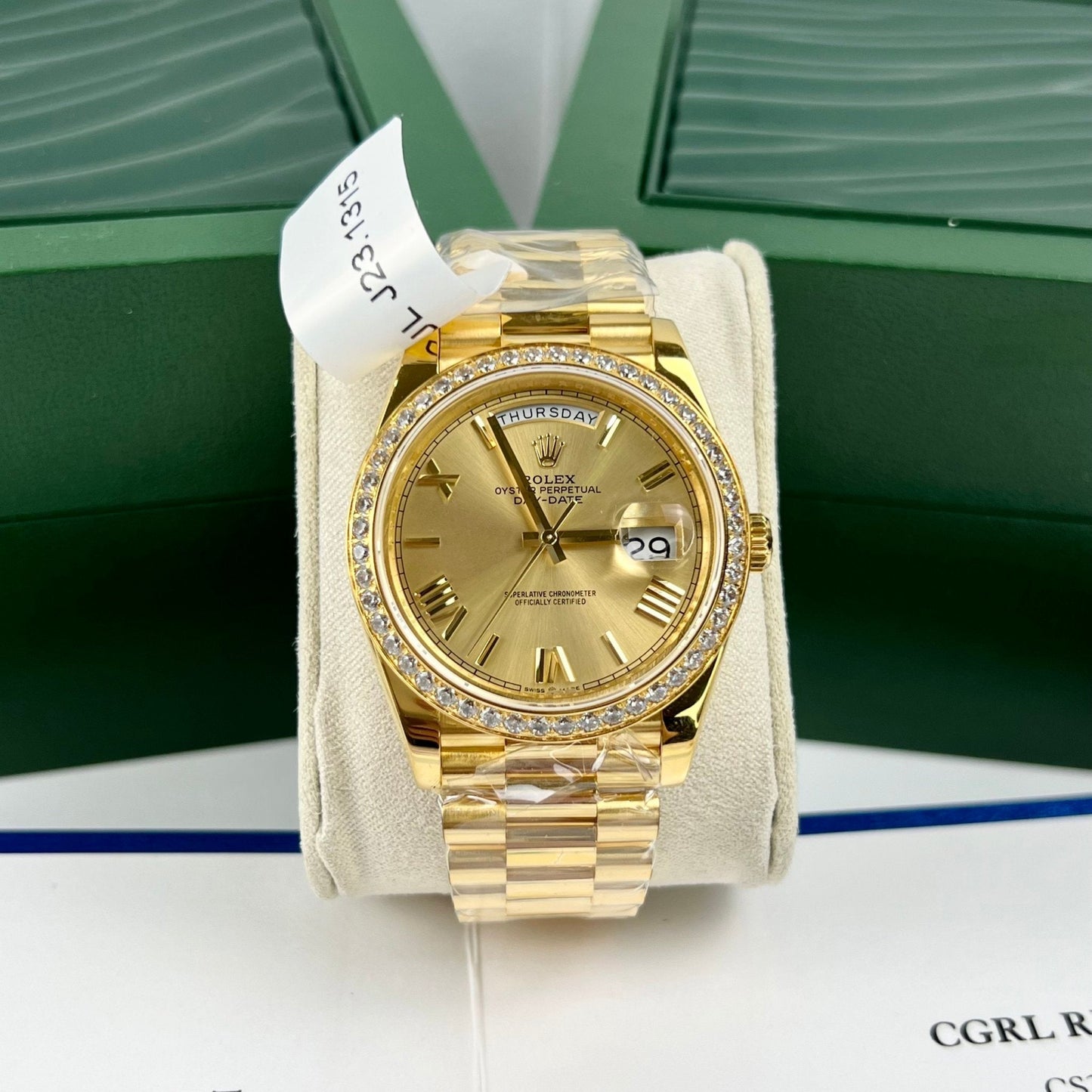 Rolex Day-Date 40 mm 228238-0006, beschichtetes 18-Karat-Gelbgold, beste 1:1 Edition-Moissanit-Lünette