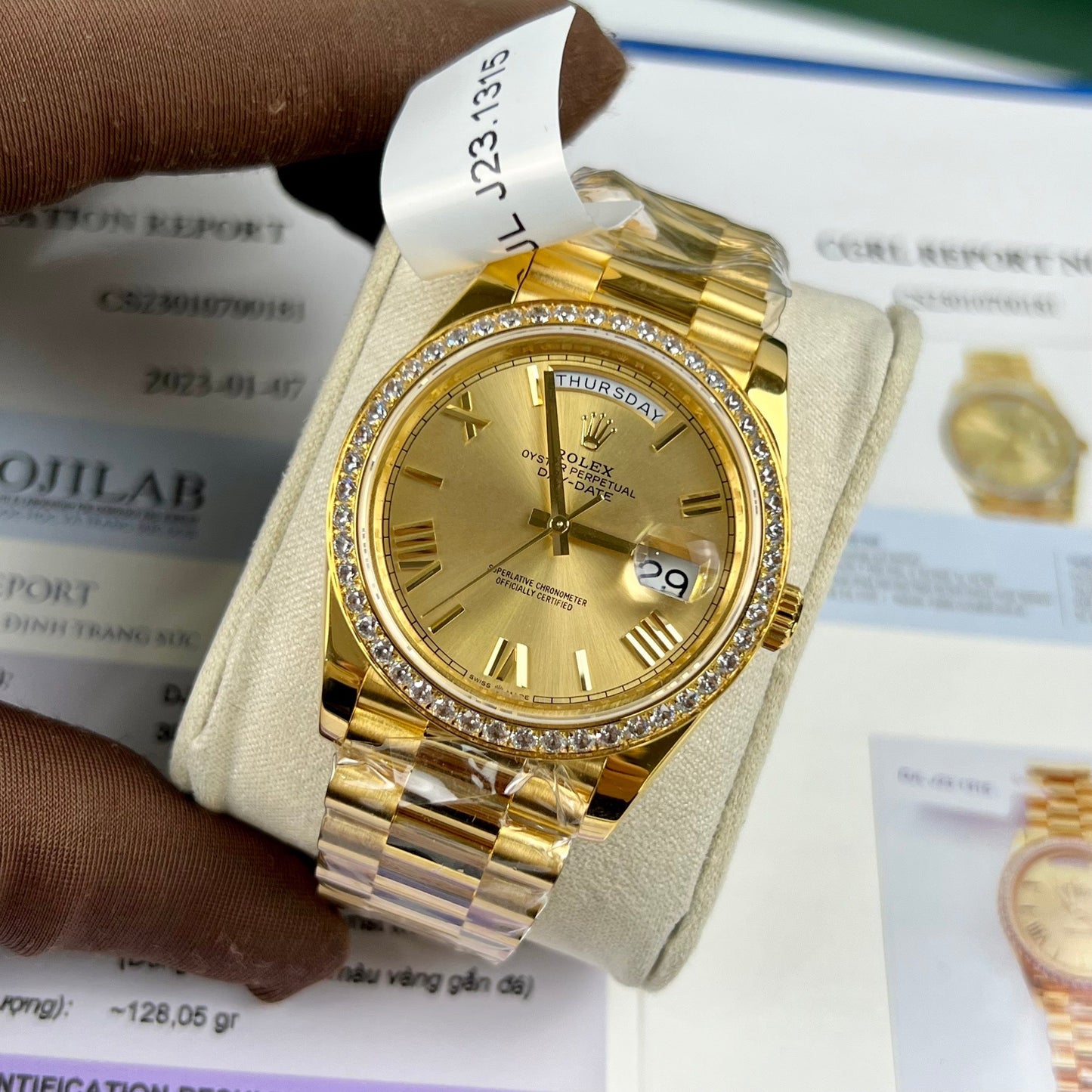 Rolex Day-Date 40 mm 228238-0006, beschichtetes 18-Karat-Gelbgold, beste 1:1 Edition-Moissanit-Lünette