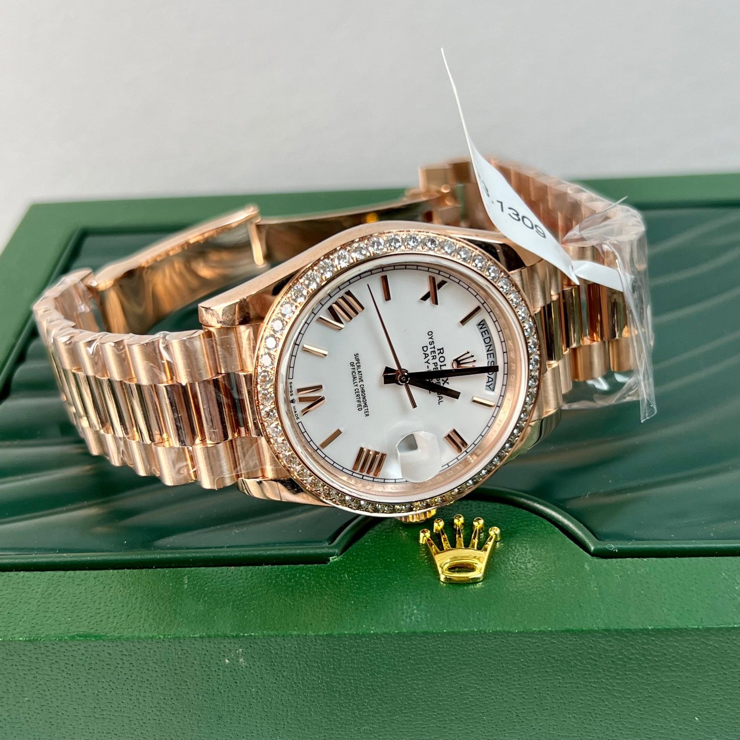 Rolex Day-Date 40 228235-0032 40 mm meilleure édition 1:1 revêtement en or rose 18 carats et lunette en pierre