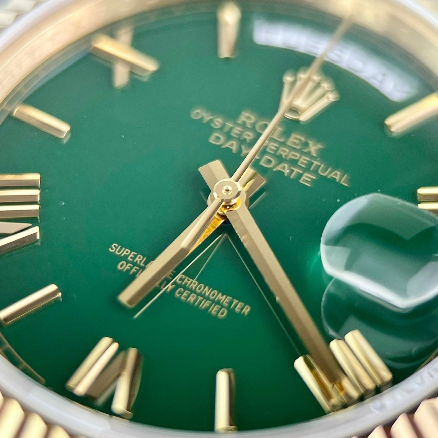 Rolex Day Date M228238-0061 Meilleure édition 1:1 GM Factory V2 Cadran vert Or jaune