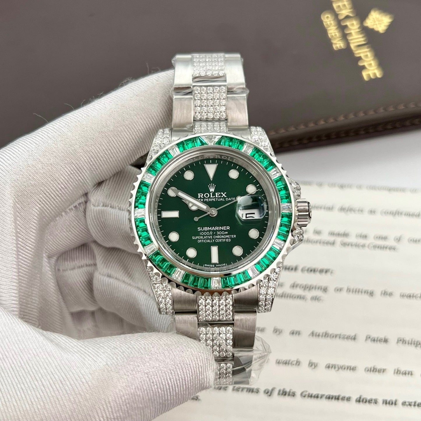 Rolex Submariner Hulk Oystersteel personnalisé Moissanite Diamants super vip