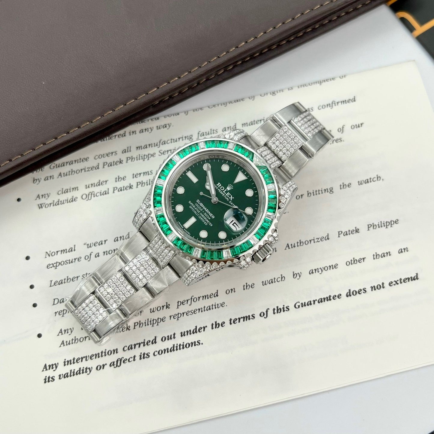 Rolex Submariner Hulk Oystersteel personnalisé Moissanite Diamants super vip