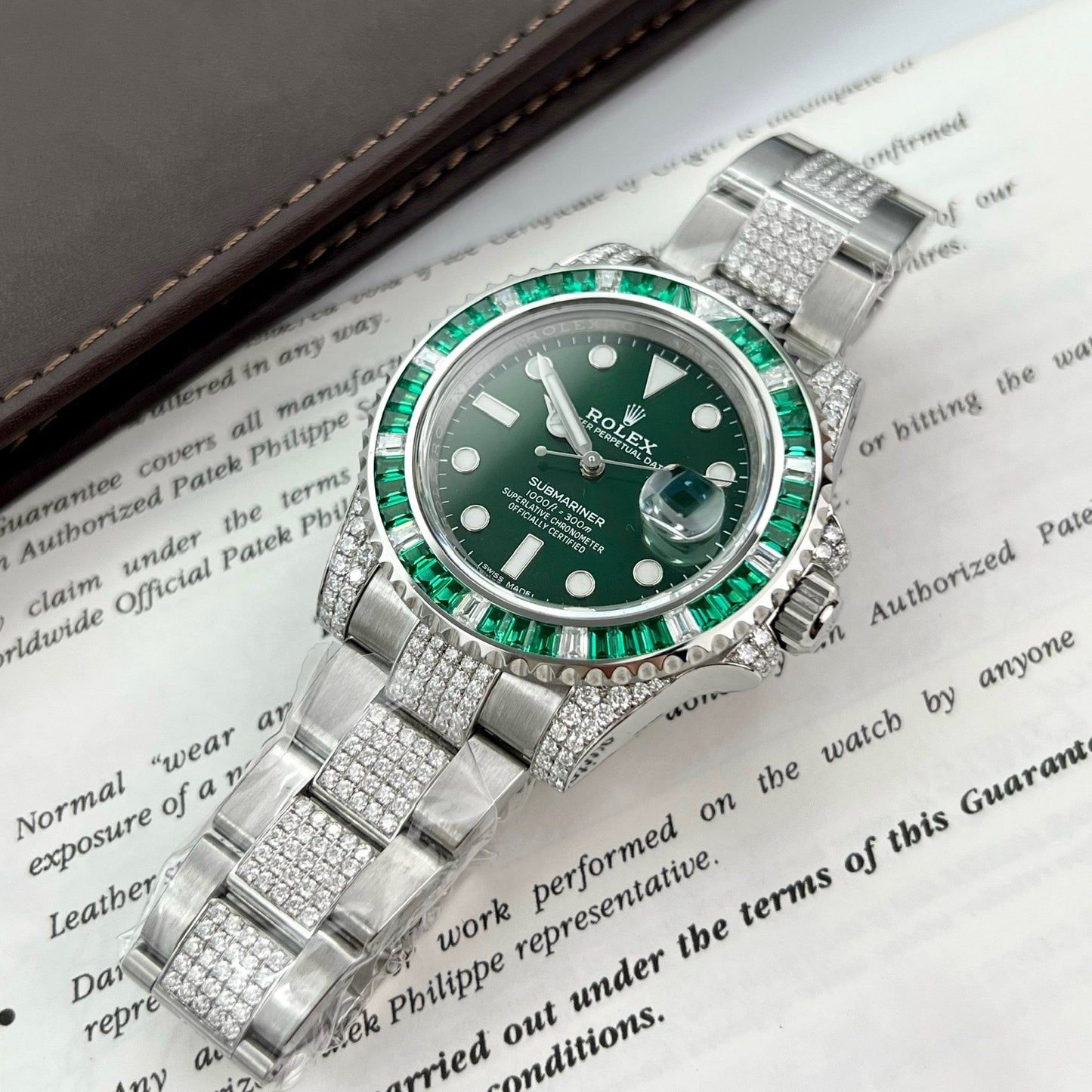 Rolex Submariner Hulk Oystersteel personnalisé Moissanite Diamants super vip