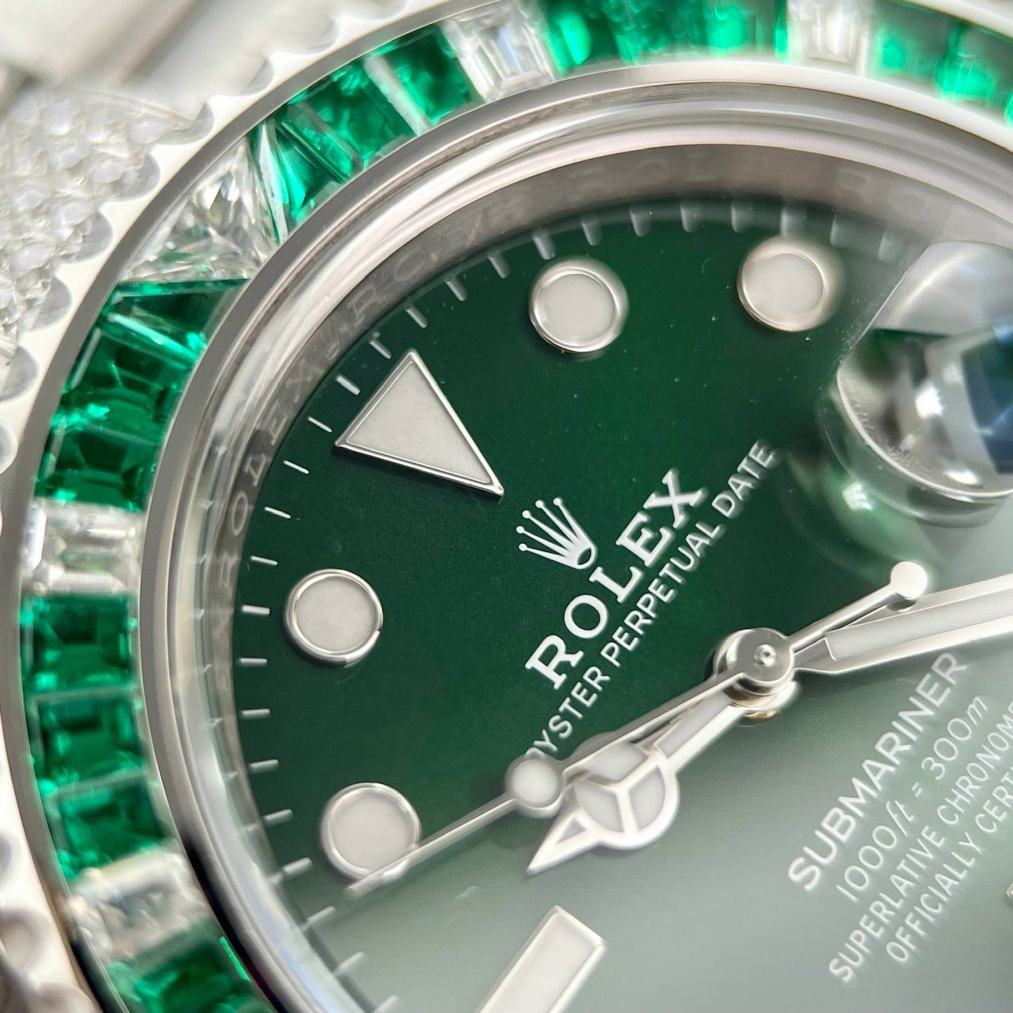 Rolex Submariner Hulk Oystersteel personnalisé Moissanite Diamants super vip