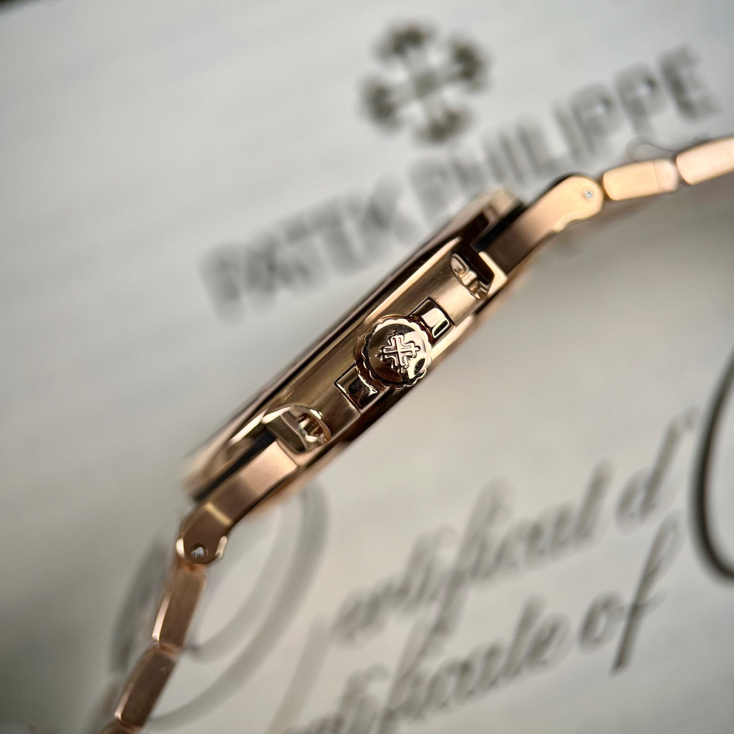 Patek Philippe Nautilus 5711 18k rose gold 1:1 best Edition PPF Factory custom Ruby Stone