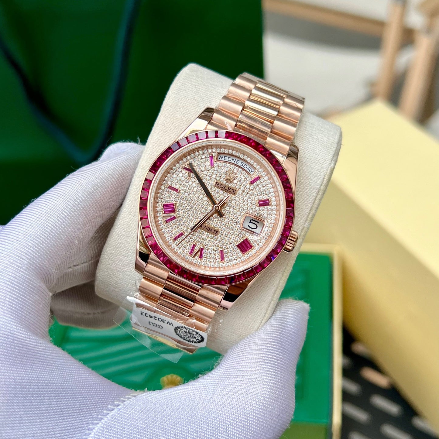 Rolex Day Date 228398 DRRP 1:1 best edition Custom rose gold 18k and ruby saphire Diamond Pave