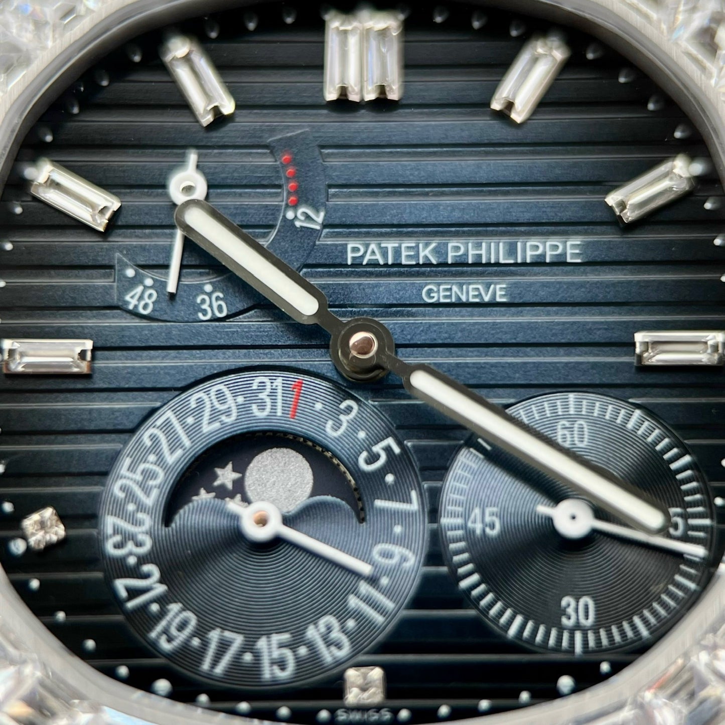 Patek Philippe Nautilus 5712/1R-001 1:1 Best Edition GR Factory Blue Dial and Stone