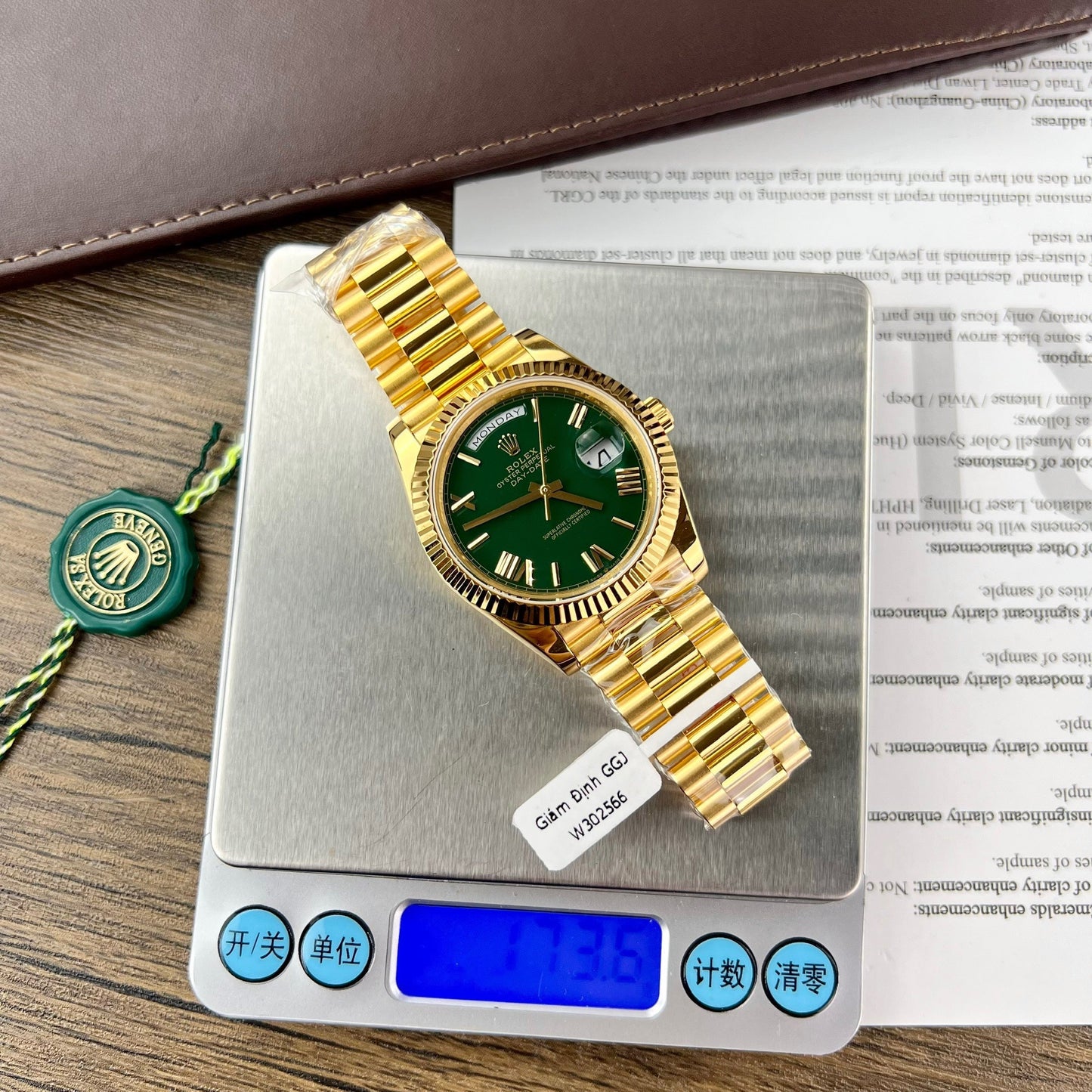 Rolex Day-Date 40 Yellow Gold 228238 Green Rom 1:1 best edition 175 gram V3 GM Factory CounterWeight Version