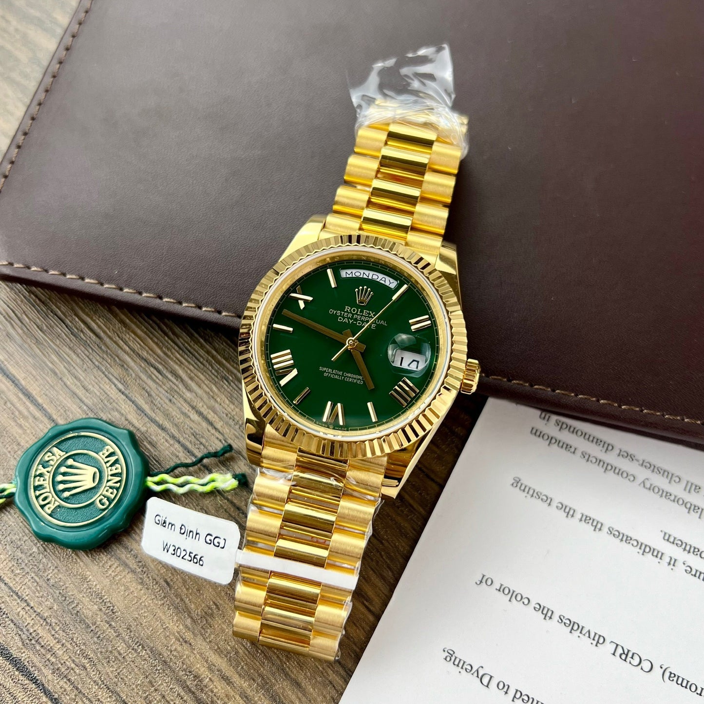 Rolex Day-Date 40 Yellow Gold 228238 Green Rom 1:1 best edition 175 gram V3 GM Factory CounterWeight Version