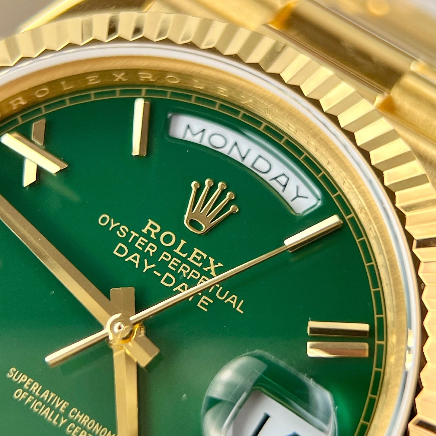 Rolex Day-Date 40 Or jaune 228238 Vert Rom 1:1 meilleure édition 175 grammes V3 GM Factory CounterWeight Version