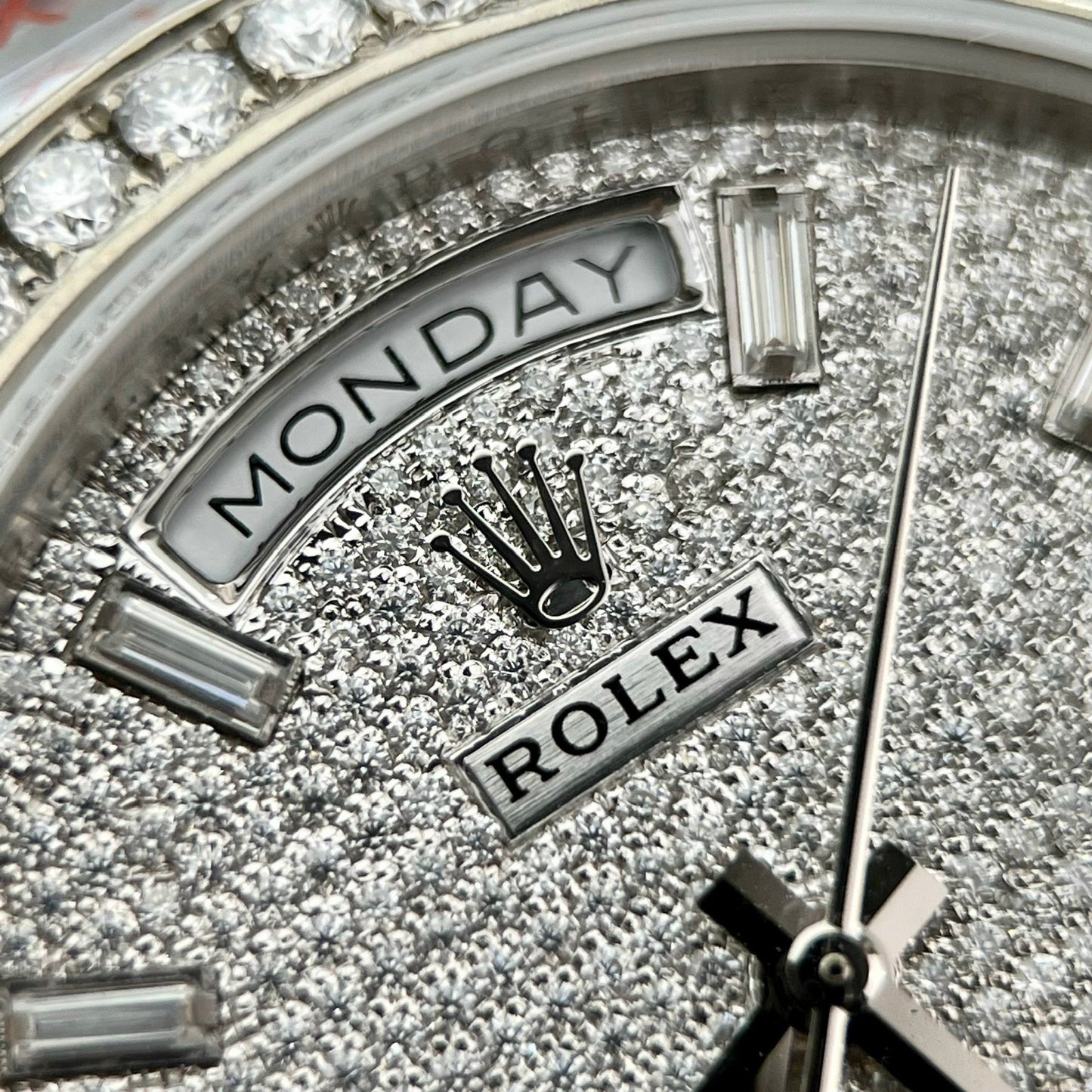 Rolex Day Date 40 228349RBR Bezel Diamonds Dial 1:1 Best Edition GM Factory V2 Counterweight version