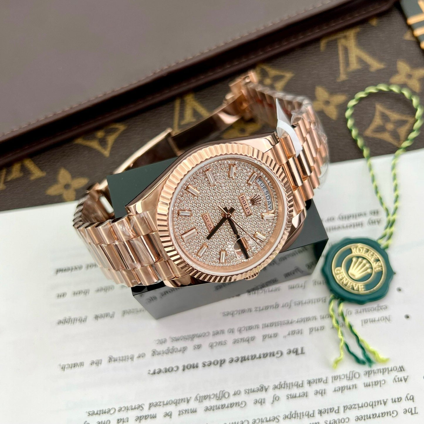 Rolex Day Date m228235-0036 personnalisé Or Everose 18 carats 1:1 meilleure édition GM Factory Cadran Moissanite