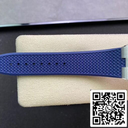 Vacheron Constantin Overseas 4300V/120G-B945 1:1 Best Edition 8F Factory Rubber Strap - Image 2