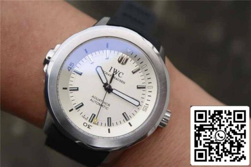 IWC Aquatimer IW329003 1:1 Best Edition V6 Factory Silver White Dial - Image 2