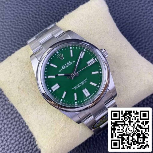 Rolex Oyster Perpetual M124300-0005 41MM 1:1 Best Edition Clean Factory Green Dial - Image 9