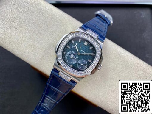 Patek Philippe Nautilus 5724G-001 1:1 Best Edition GR Factory Blue Strap - Image 7