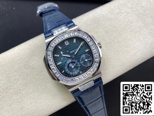 Patek Philippe Nautilus 5724G-001 1:1 Best Edition GR Factory Blue Strap - Image 6