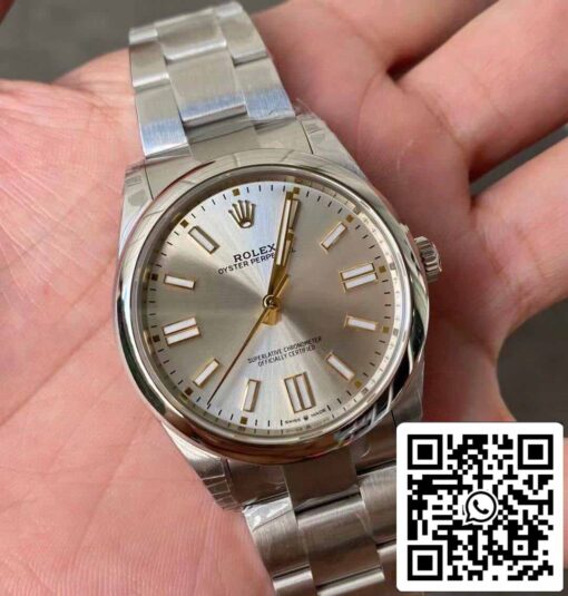 Rolex Oyster Perpetual M124300-0001 41MM 1:1 Best Edition VS Factory Silver Dial - Image 5