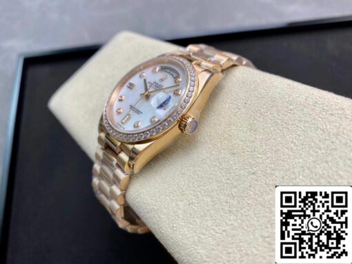 Rolex Day Date 128238 1:1 Best Edition EW Factory V2 Diamond-set Bezel - Image 4