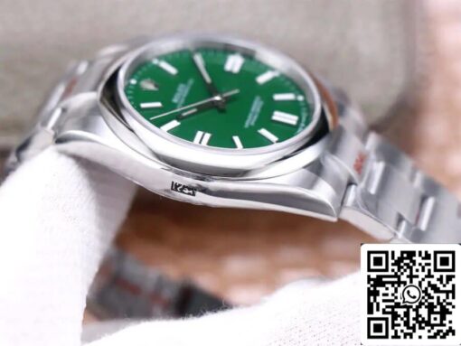 Rolex Oyster Perpetual M124300-0005 41MM 1:1 Best Edition EW Factory Stainless Steel - Image 2