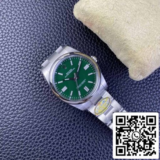 Rolex Oyster Perpetual M124300-0005 41MM 1:1 Best Edition Clean Factory Green Dial - Image 4