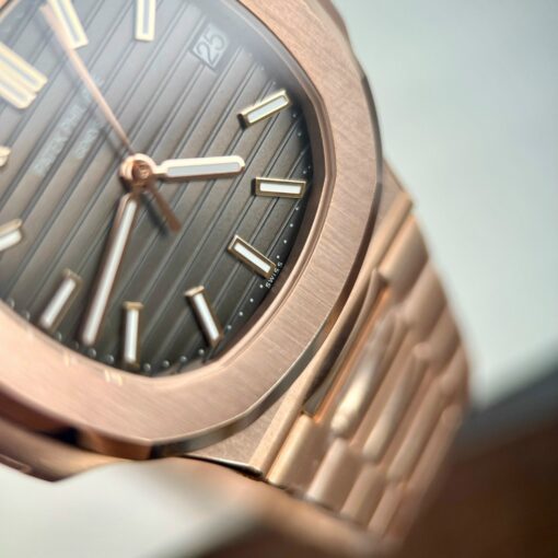 Patek Philippe Nautilus 5711/1R-001 –Wrapped 18k Rose Gold from 3K factory - immagine 8