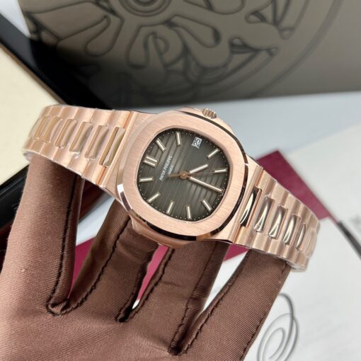 Patek Philippe Nautilus 5711/1R-001 –Wrapped 18k Rose Gold from 3K factory - immagine 9