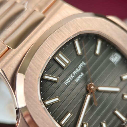 Patek Philippe Nautilus 5711/1R-001 –Wrapped 18k Rose Gold from 3K factory - immagine 11