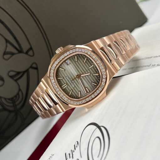 Patek Philippe Nautilus 5711/1R-001 –Wrapped 18k Rose Gold and diamond from 3K factory - immagine 2