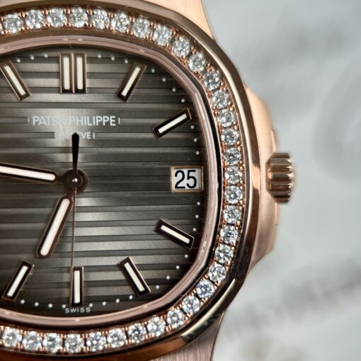 Patek Philippe Nautilus 5711/1R-001 –Wrapped 18k Rose Gold and diamond from 3K factory - immagine 8